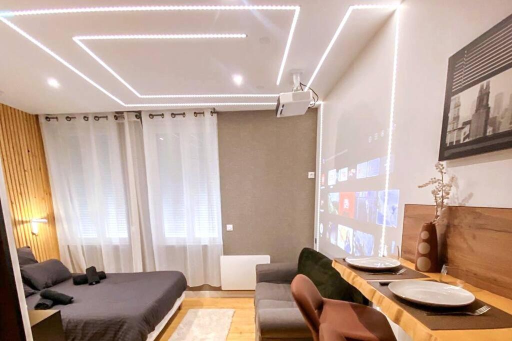 Le Pluvier D'Argent*Home Cinema Abbeville Exterior foto